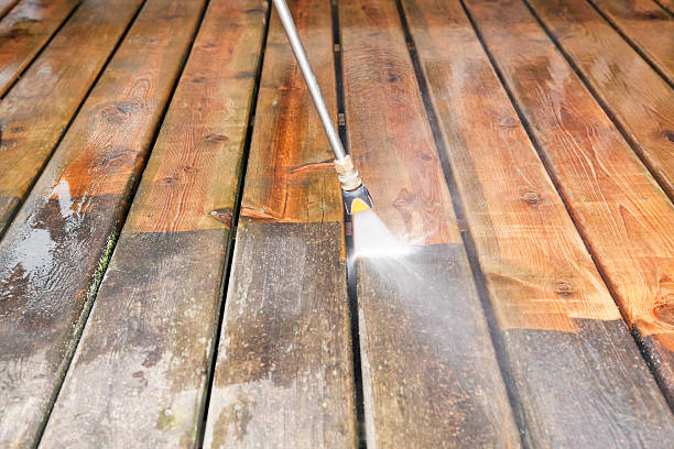Best Sidewalk and Walkway Cleaning  in Somerset, TX